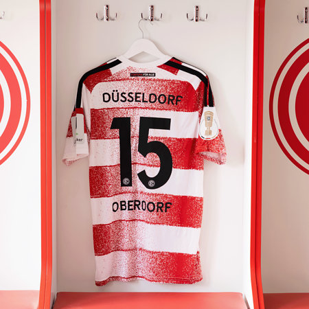 Matchworn Pokal-Heimtrikot 26/