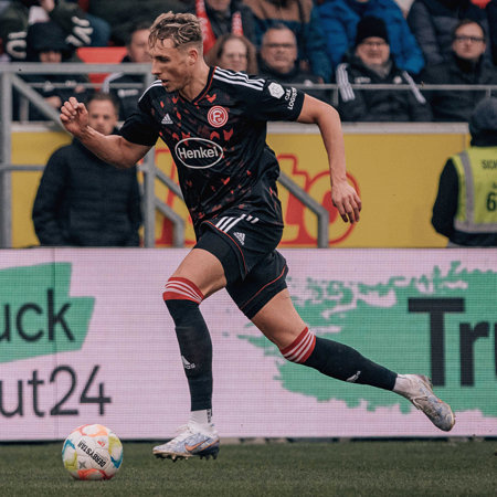 Signiertes Ausweichtrikot 22/2