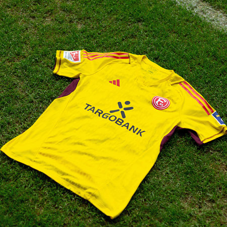Unterschriebenes Matchworn Tor