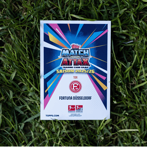 Signiertes Match Attax-Kartenset