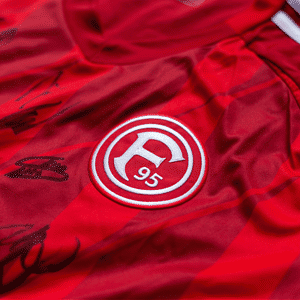 Unterschriebenes Heimtrikot 24/25