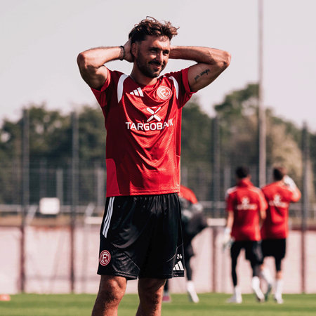 F95 Trainingsshirt Men 26-27