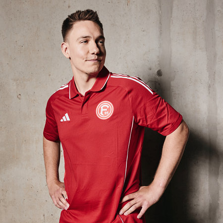 F95 Ausgehpolo Men 25-26