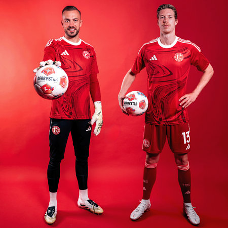 Fortuna Aufwärmshirt 2025-26