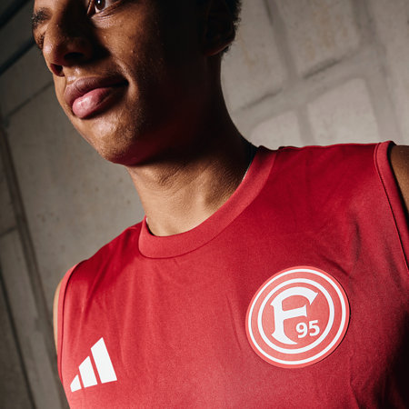 F95 Trainingstanktop Men 25-26