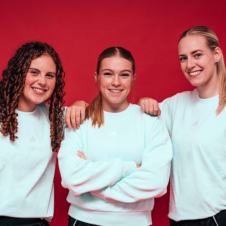 adidas T-Shirt "Lindenstraße" Women